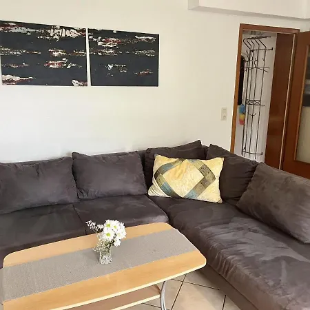 Apartman With Garden In *