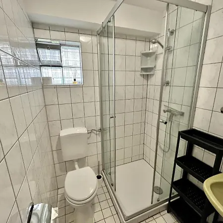 Apartman With Garden In
