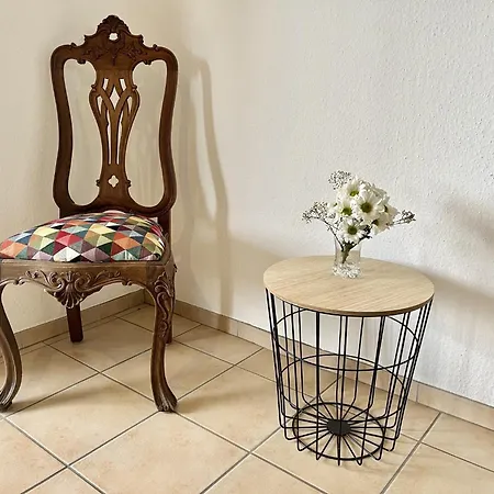 Malerisches In Appartement *